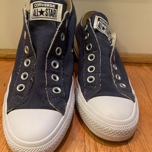 Unisex Converse slip on sneakers